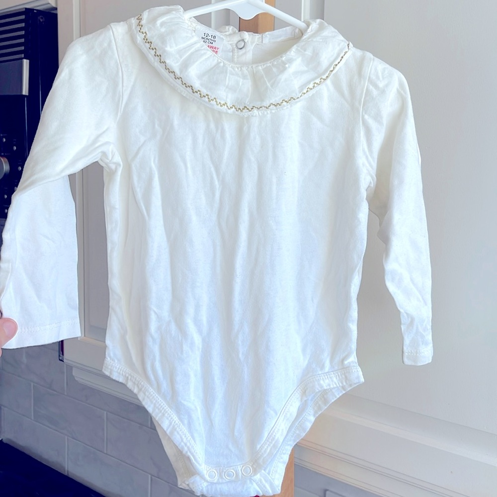 Zara 12-18 months old long sleeved lightweight onesie with gold trim
